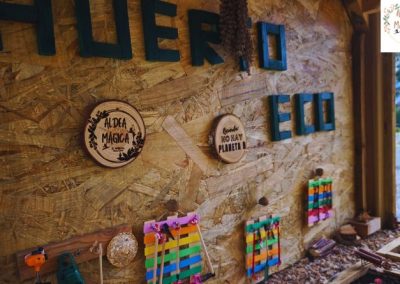 Talleres creativos para niños en la Aldea Mágica