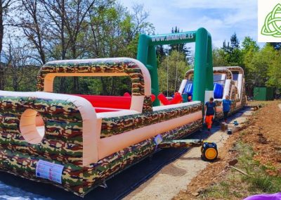 hinchable-binatur-viajes-en-familia-en-semana-santa-inolvidables-multiaventura