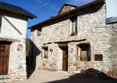 Impresionante casa rural minimalista en el Bierzo