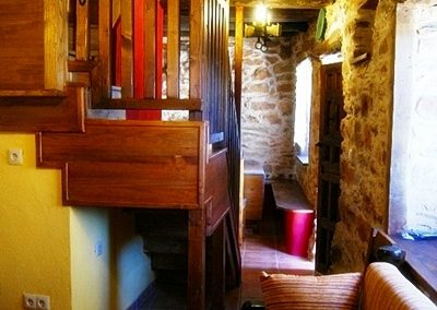 Salon cocina casa rural Salva en el Bierzo